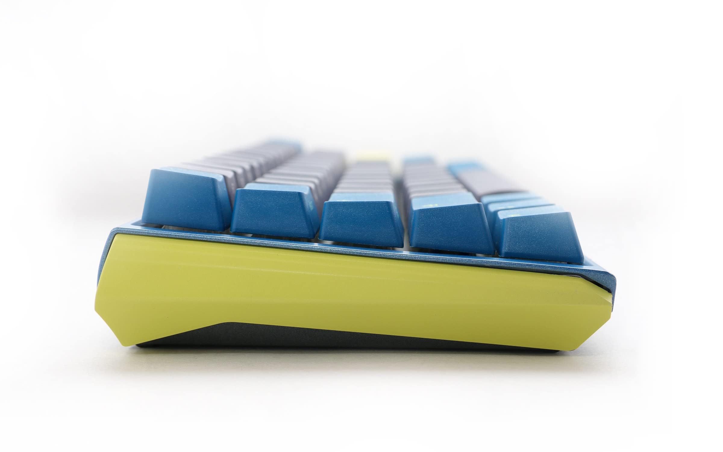 Amazon | Ducky One 3 SF Daybreak 65% メカニカルキーボード:Quack